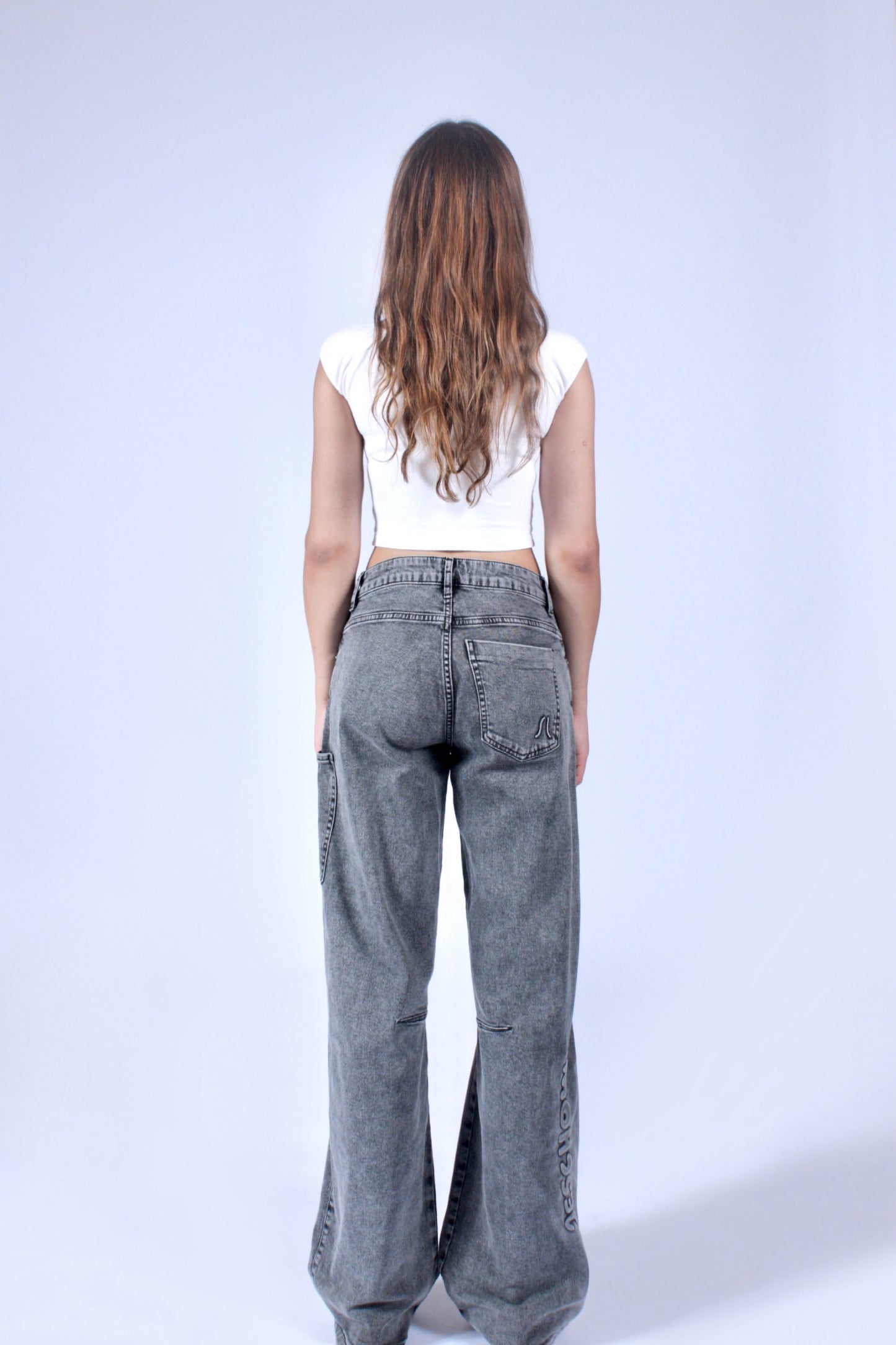 Jeans – Grey (Washed)