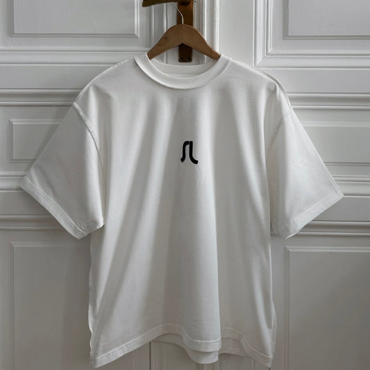 Off-White T-Shirt mit Druck